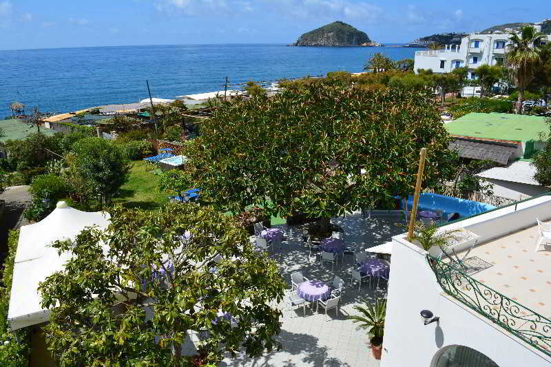 Maronti Hotel