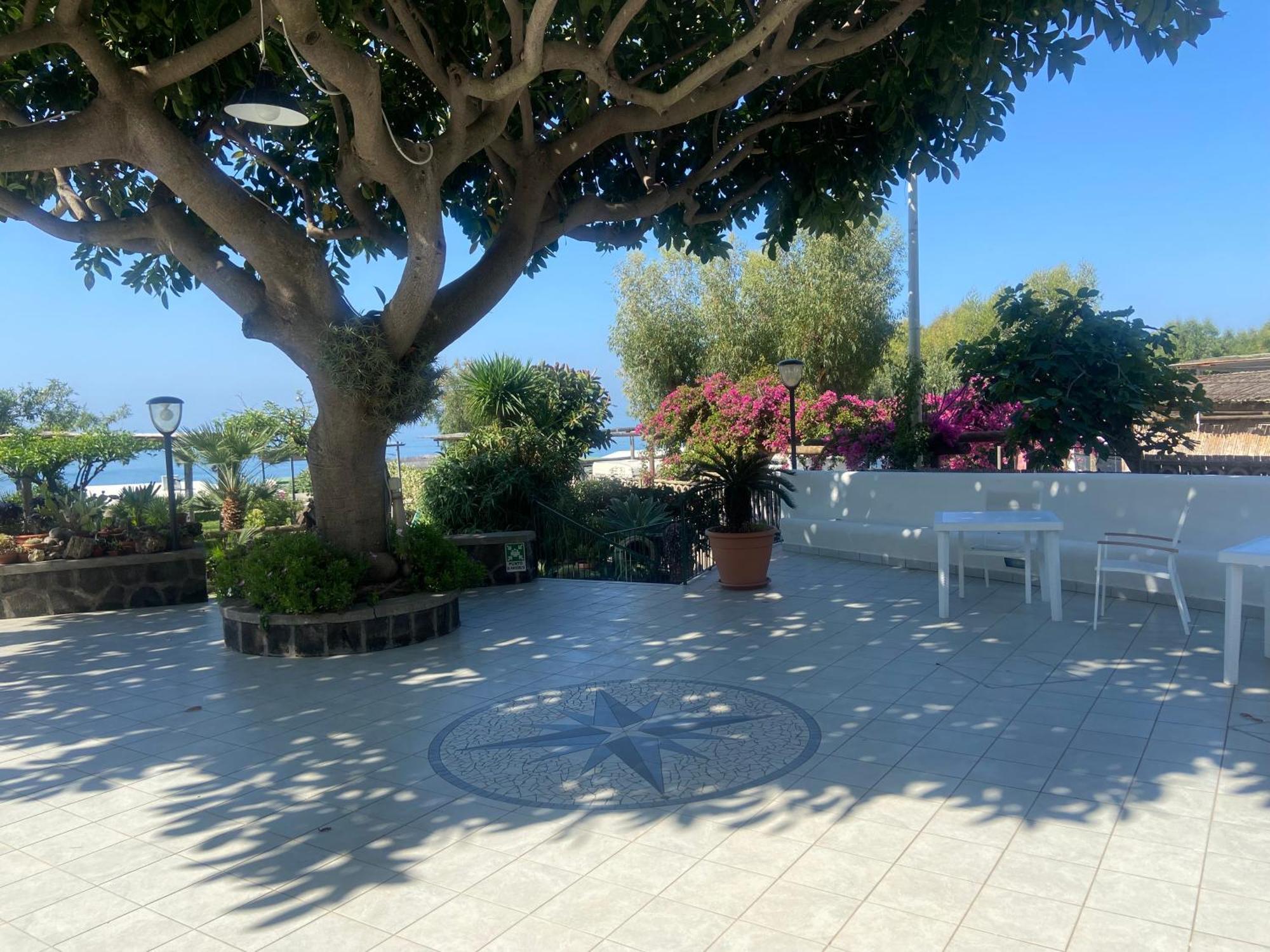 Maronti Barano dʼIschia